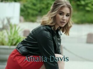 Amalia_Davis