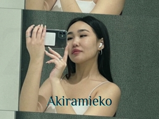 Akiramieko