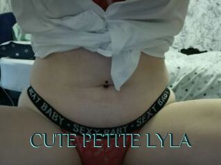 CUTE_PETITE_LYLA