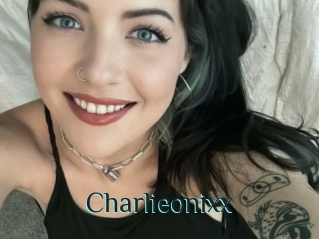 Charlieonixx