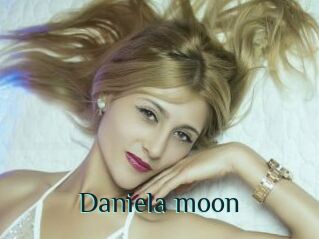Daniela_moon