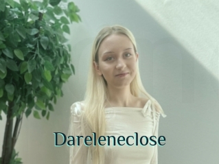 Dareleneclose