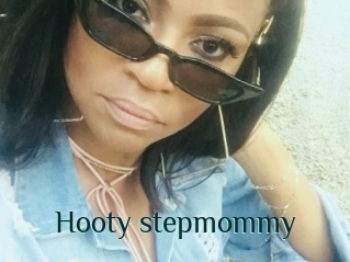 Hooty_stepmommy