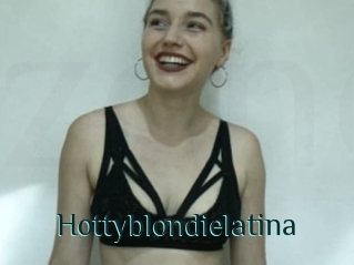 Hottyblondielatina