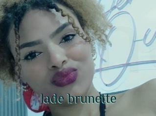 Jade_brunette