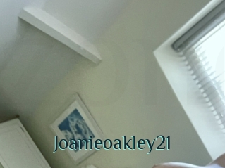 Joanieoakley21