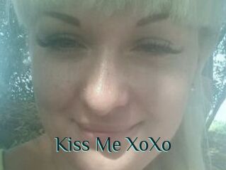 Kiss_Me_XoXo