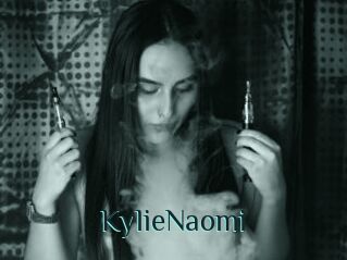 KylieNaomi
