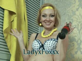 LadyxFoxxx