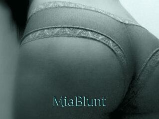 MiaBlunt