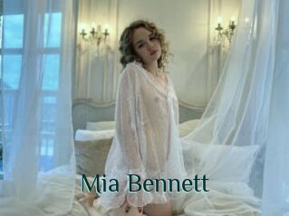 Mia_Bennett