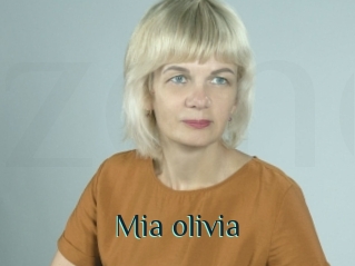 Mia_olivia