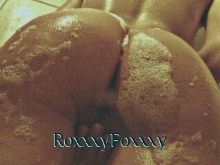 RoxxxyFoxxxy